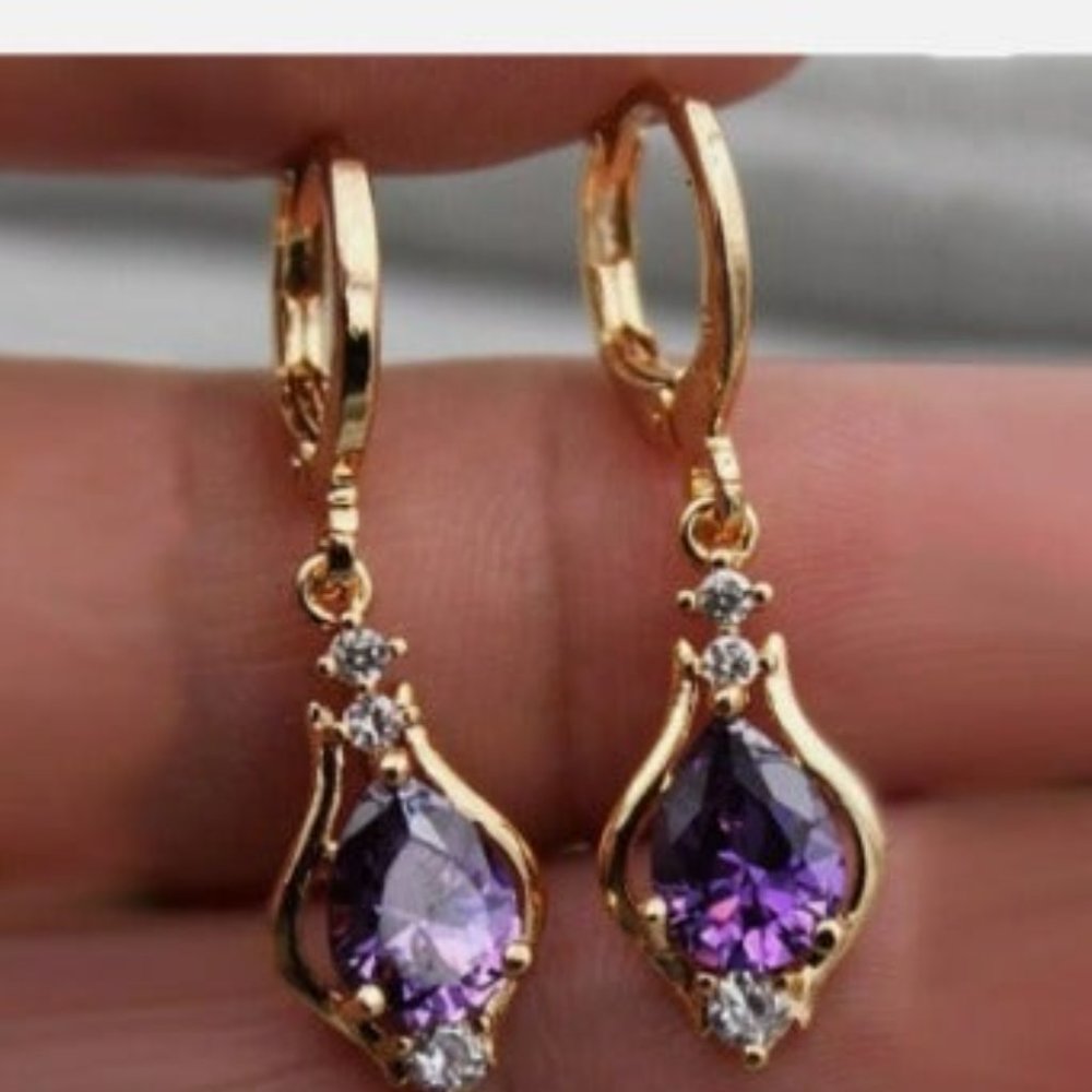 AAA purple Cubic Zirconia Earrings - Picture 1 of 1